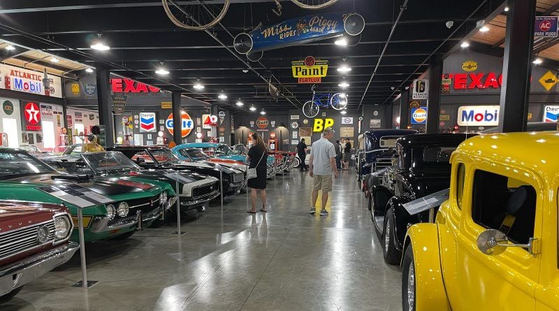 Vintage Muscle Cars Take Center Stage At Barry S Car Barn Antique Information History Education Lancasterfarming Com