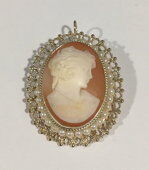 Victorian Jewelry Was Influenced by Historical Events
