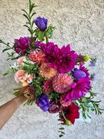 Farmhouse Flowers Are Beautiful and Meaningful