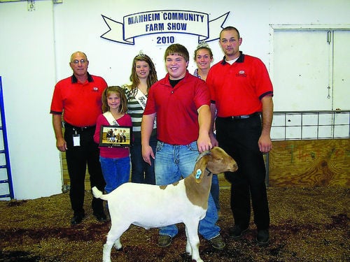 Livestock Sale Draws Crowd At Manheim Farm Show Main Edition Lancasterfarming Com