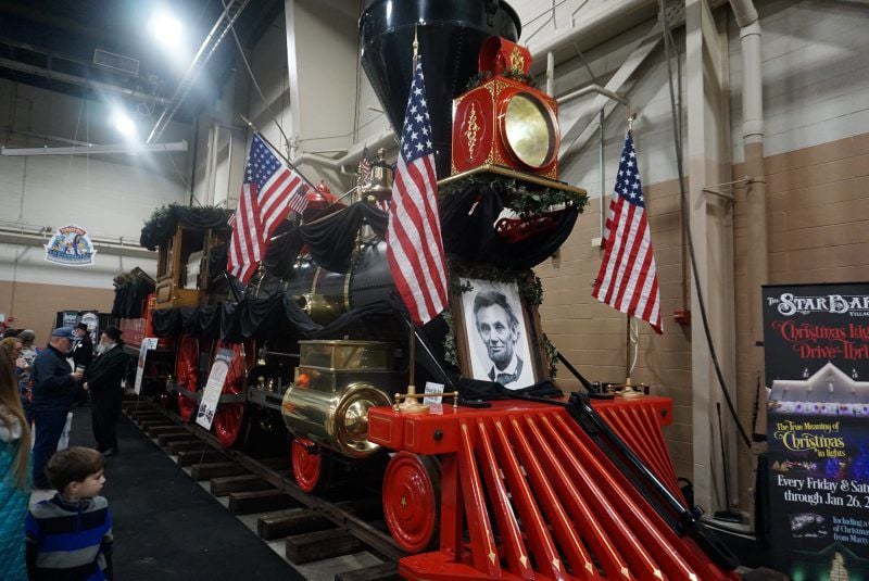 New 8x10 Photo 1865 President Abraham Lincoln's Railroad Funeral Train Car 