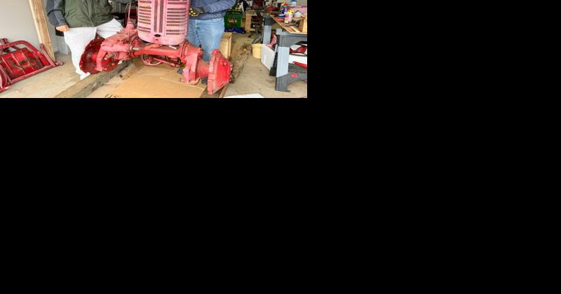 Vintage Tractor Restorations Keep Ag Retirees Busy - Vimarsana News