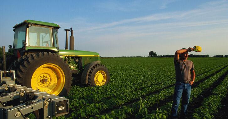 John Deere Layoffs Loom After Declining Sales - Vimarsana News
