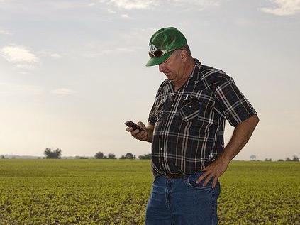 Rep. Spanberger, Secretary of Agriculture Vilsack Discuss Broadband Expansion With Central Virginia Farmers - Vimarsana News