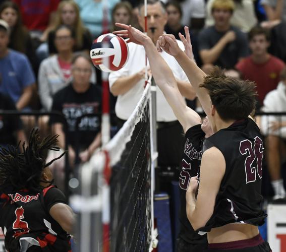 Manheim Central vs. Meadville - PIAA class 2A boys volleyball championship