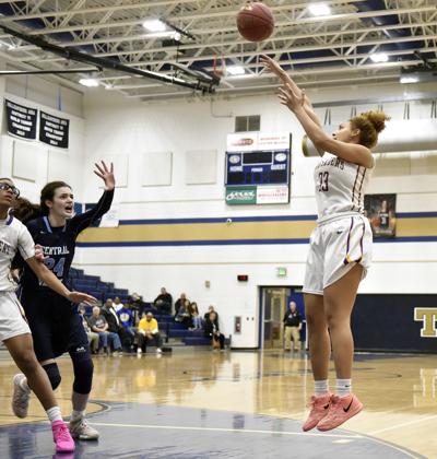 Lancaster Catholic Girls Get Defensive Turn Back Downingtown East