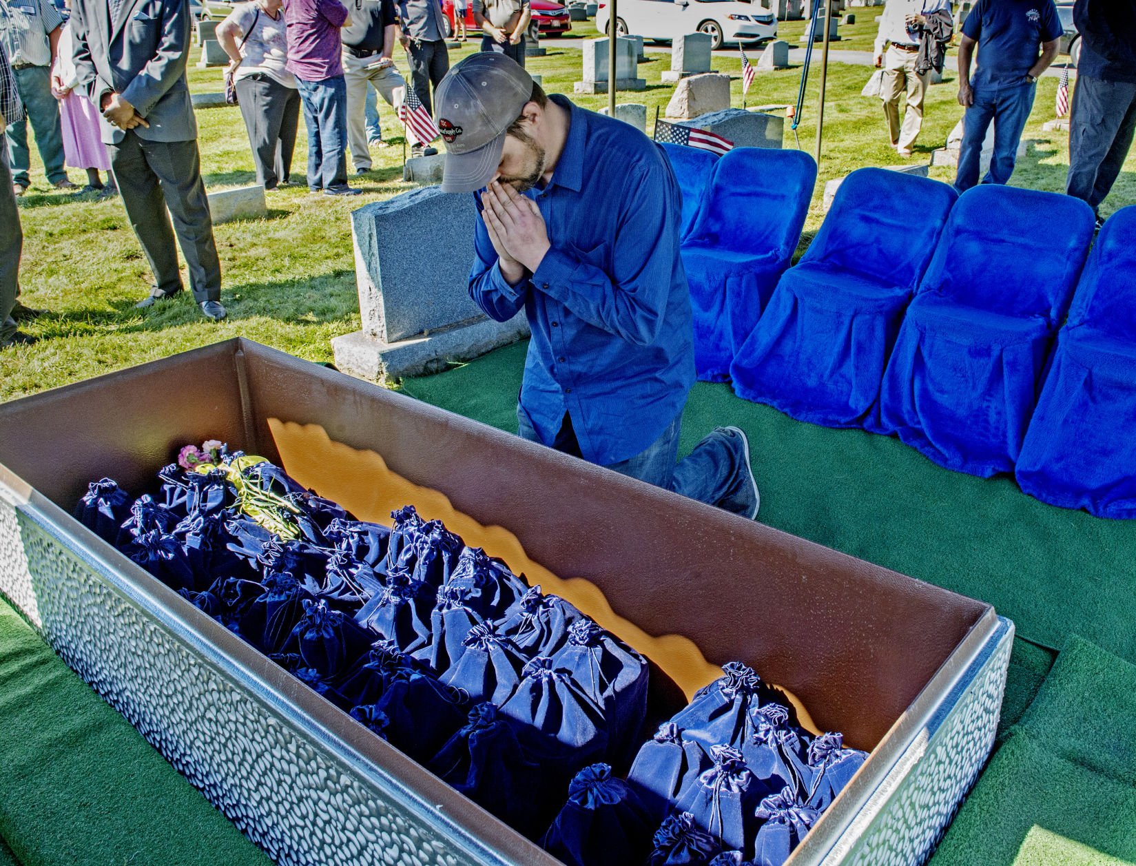 At Mass Burial For Unclaimed Remains, Strangers Gather To Honor 46 ...