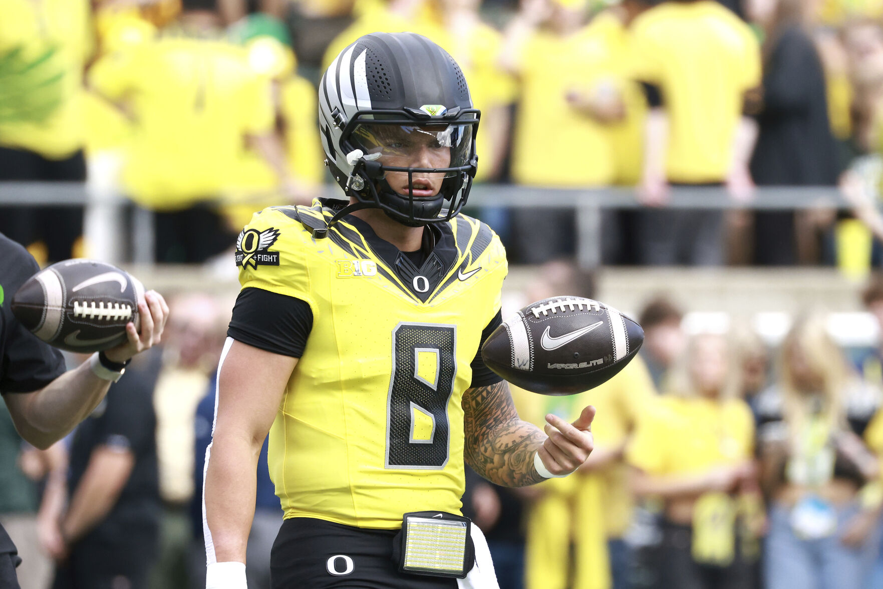 Gabriel Has 3 TD Passes And Leads No. 1 Oregon To A 38-9 Rout Of No. 20 ...