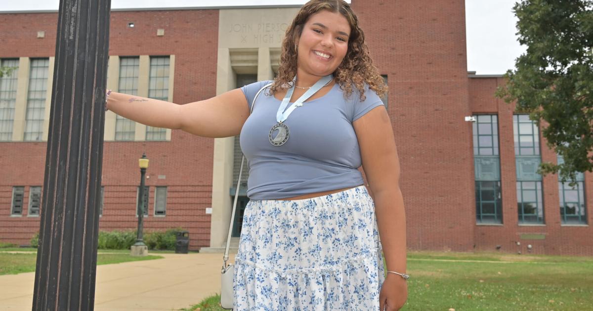 Emily Rovelli 'Grow your own' teacher preparation program at McCaskey draws statewide ...