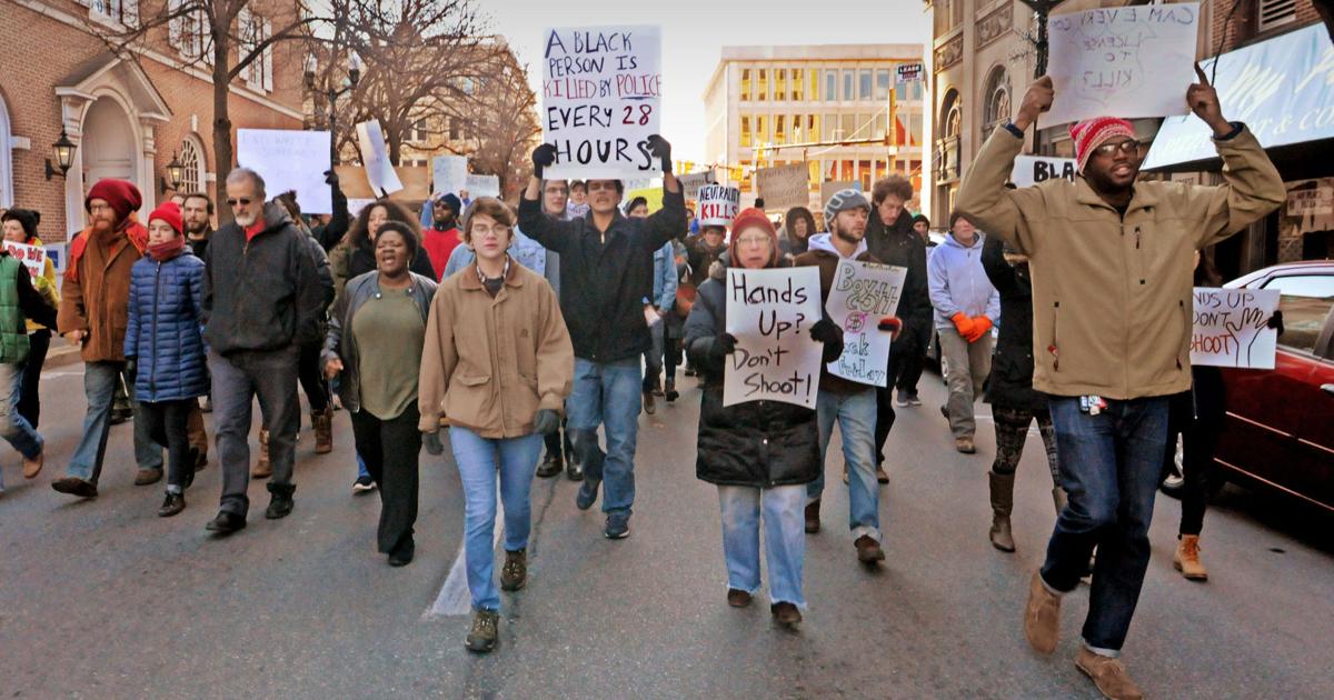 Flash Mob Proteste Holiday flash mob plans Lancaster protest on major shopping day | Local ...