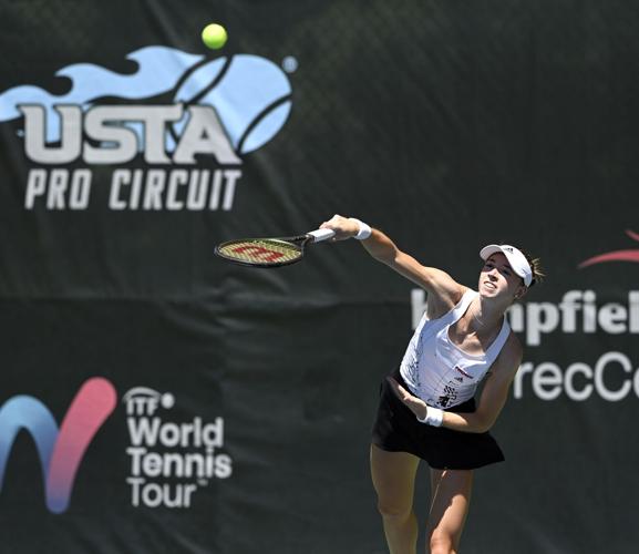Zhu, Mandlik through to Koser tennis final Pro Tennis