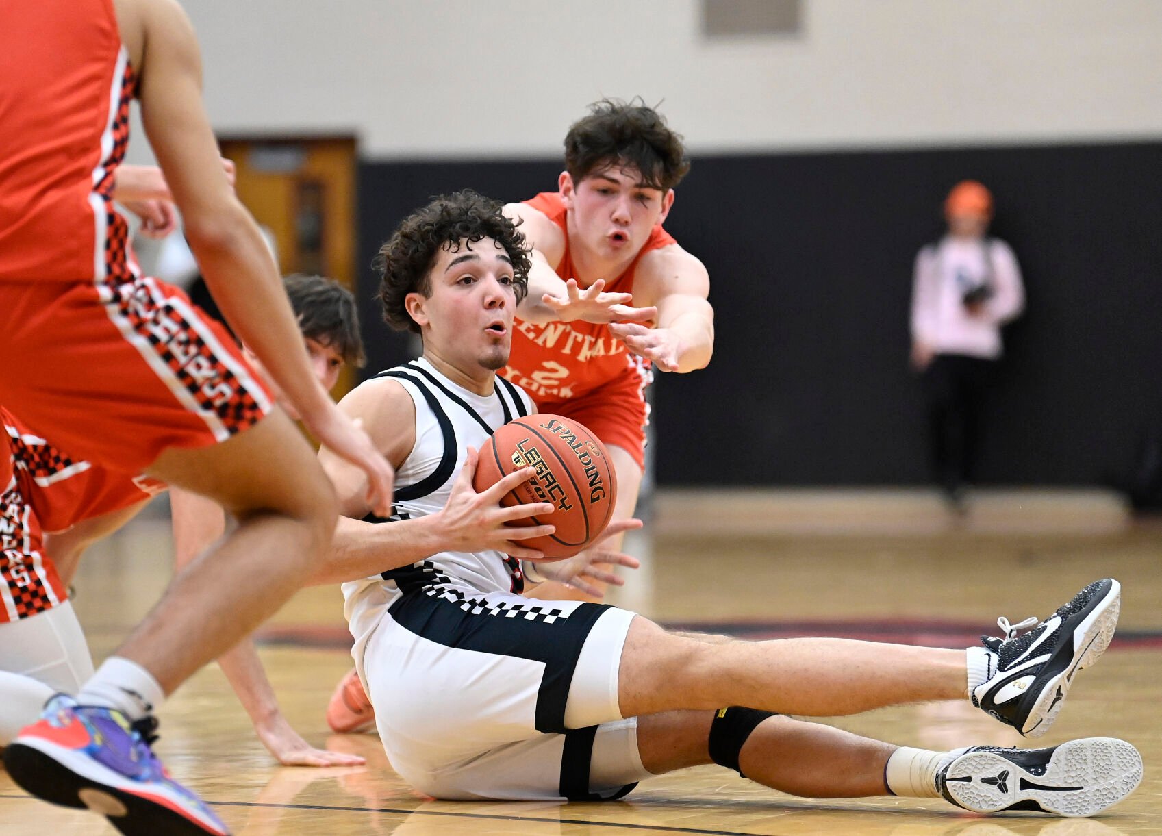 Hempfield Vs. Central York - District 3 Class 6A Boys Basketball ...