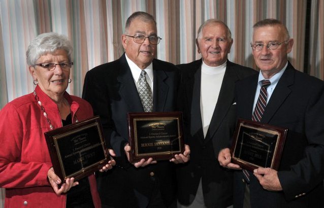 Bob Derr is honored by Lancaster Sportswriters and Sportscasters ...