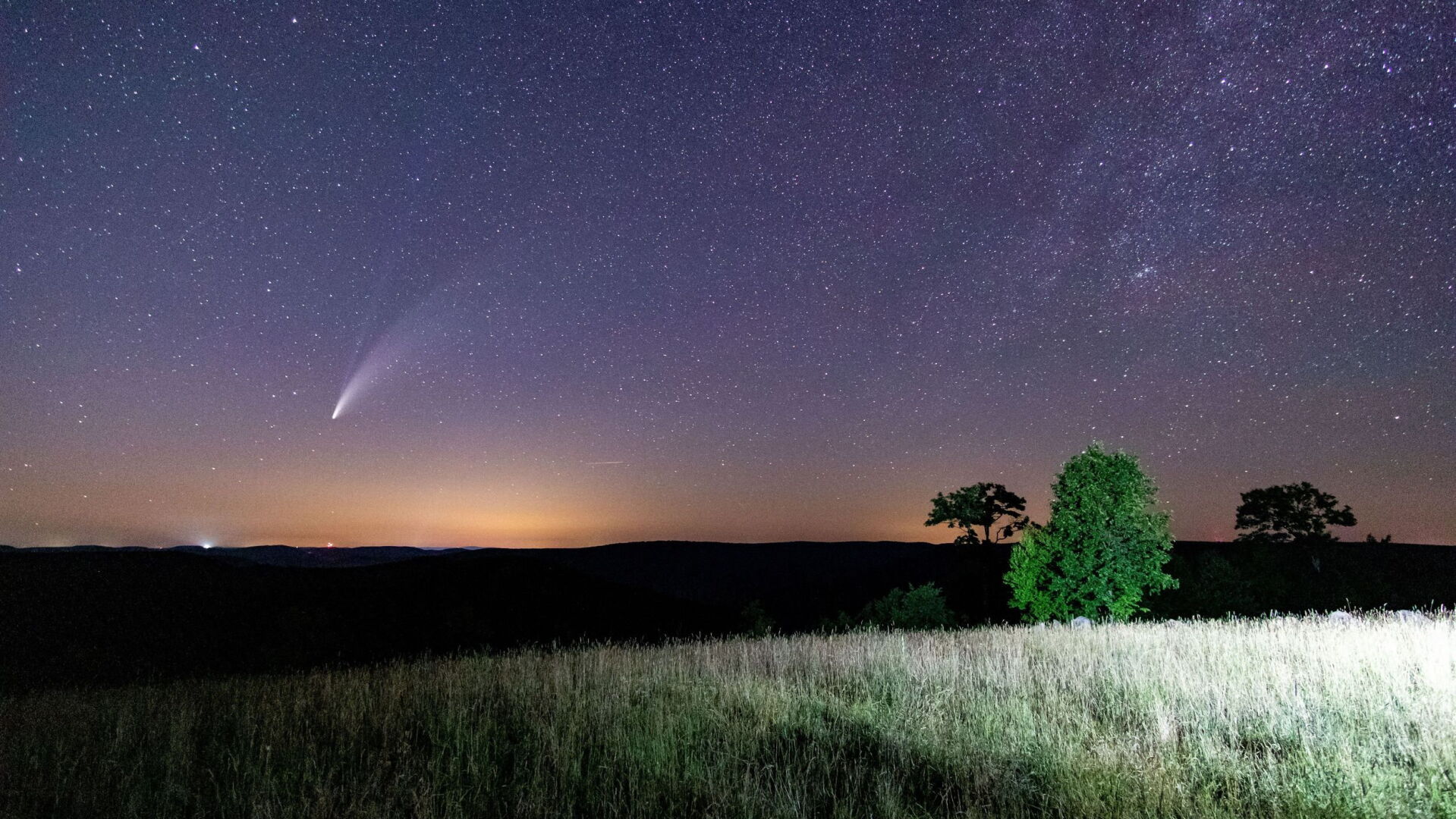 Environmental groups, residents battle light pollution in effort to save night sky in Pa image