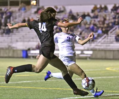 Why Do So Many Female High School Soccer Players Get Concussions Opinion Local Voices Lancasteronline Com