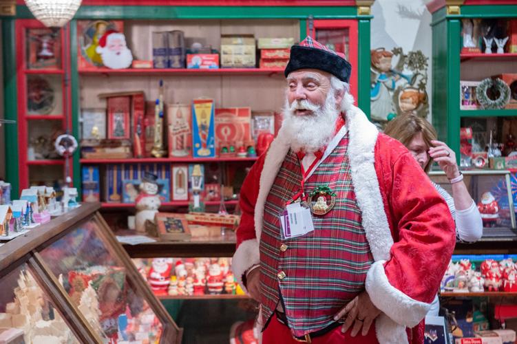 Santas