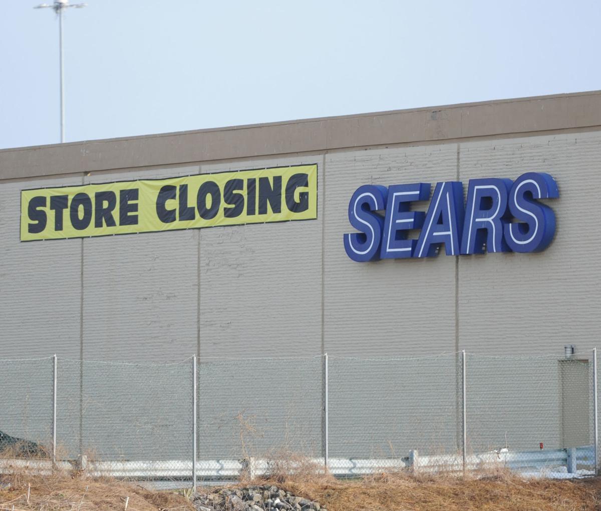 Sears, a fixture at Park City, closes its doors as all but ...