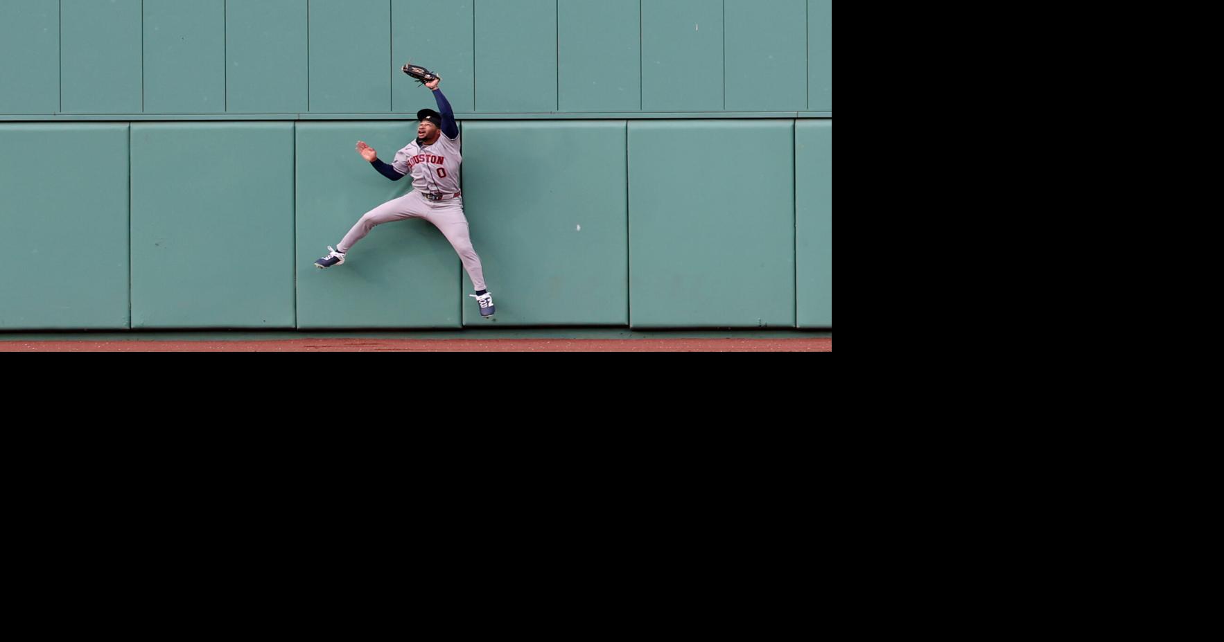 Brice Matthews hits 3-run HR, makes leaping catch in Astros' 6-3 win over Red Sox