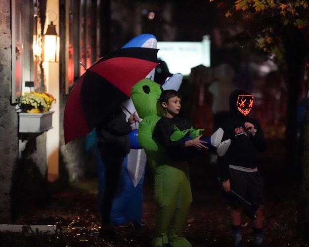Spooky procession: Lititz Halloween Parade returns for 2022 [photos ...