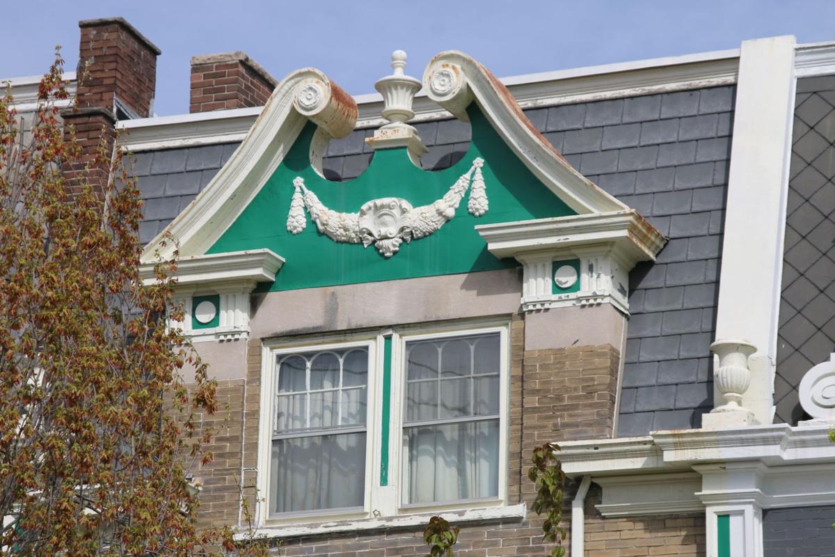 Architecture with swagger Using festoons to enliven facades Home