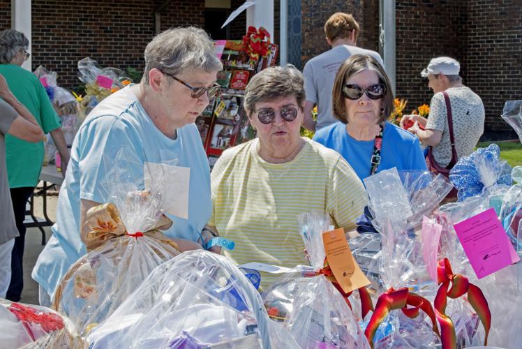Mount Joy church holds Christmas in July bazaar [photos] | News ...