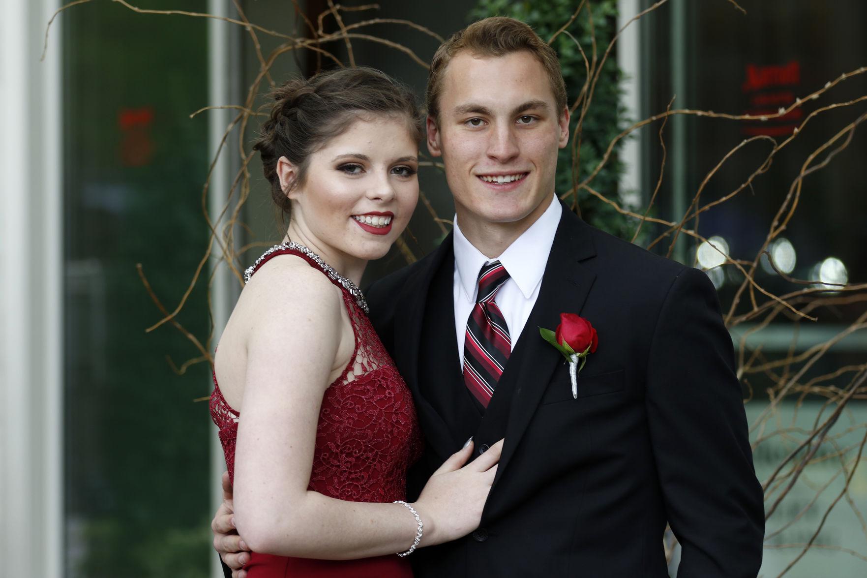 LampeterStrasburg 2017 Prom 35.JPG