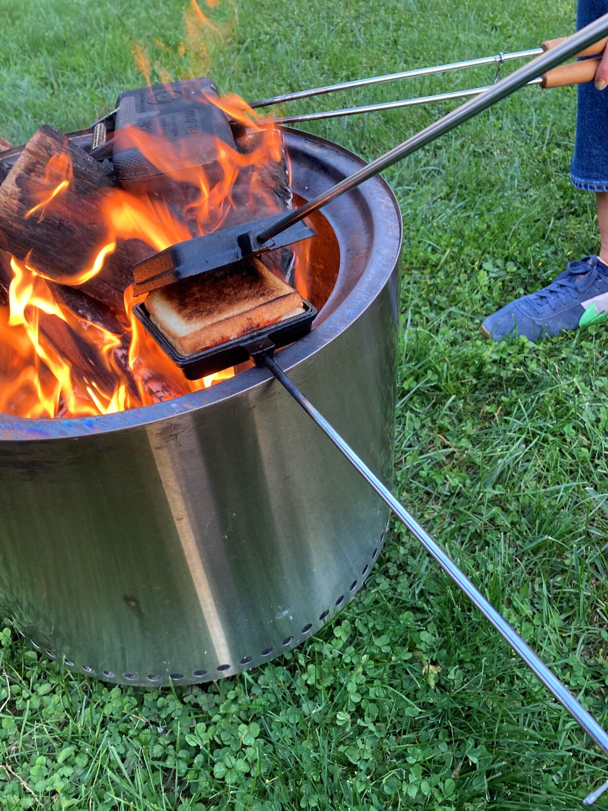 How to make mountain pies, a pressed sandwich you cook on the campfire