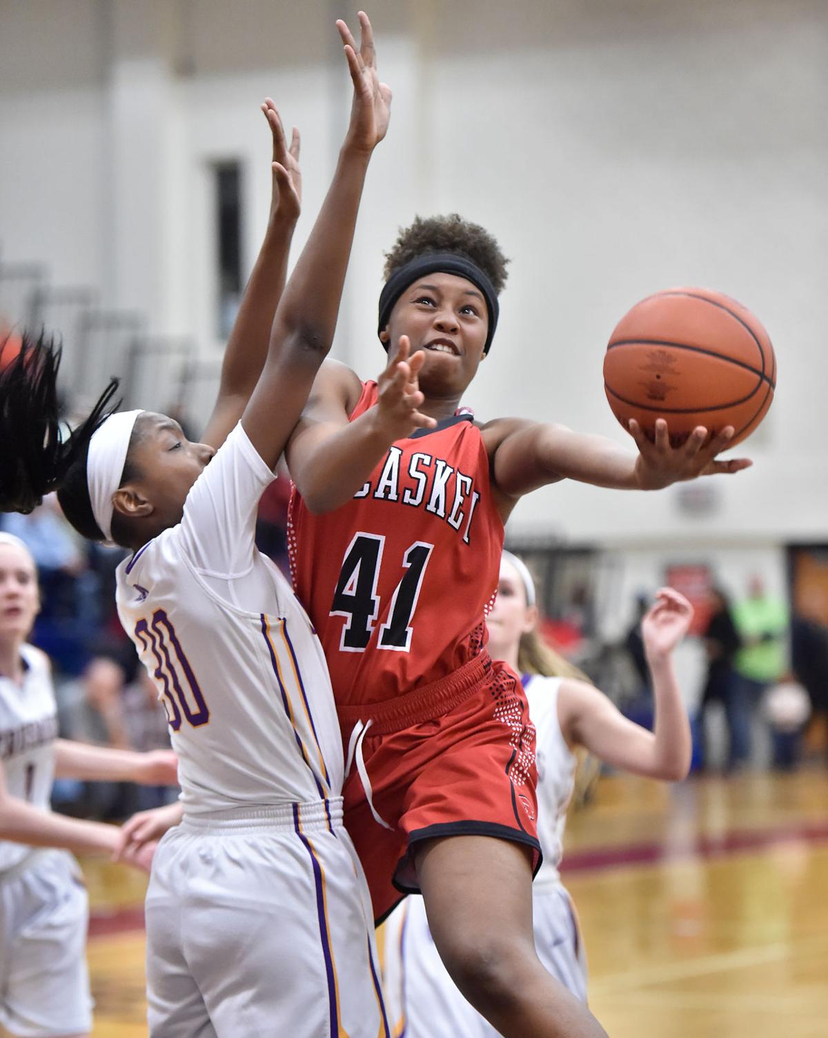 Short Hits Winner With 3 Seconds Left As Mccaskey Girls Top
