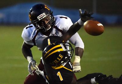 College Football Two Late Tds Steal Win From Millersville