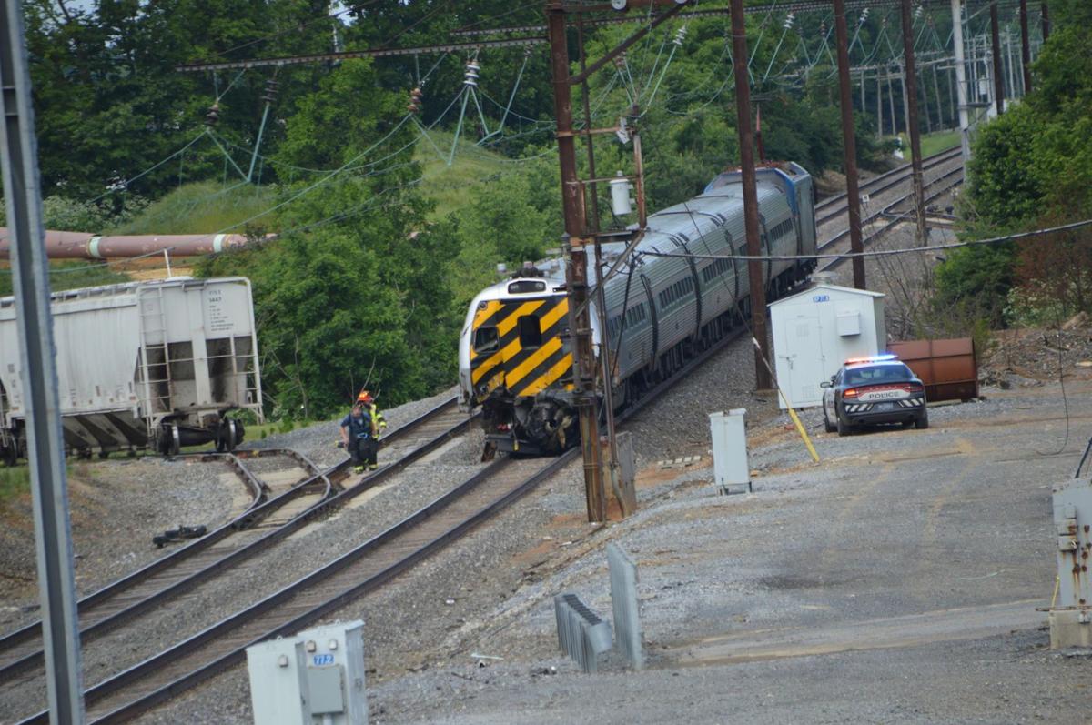 5 people injured after Amtrak train strikes tractor at Rapho Township