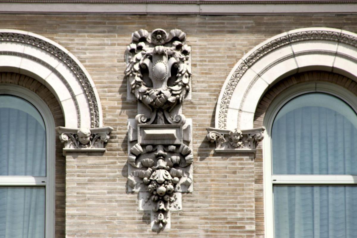 Architecture with swagger Using festoons to enliven facades Home