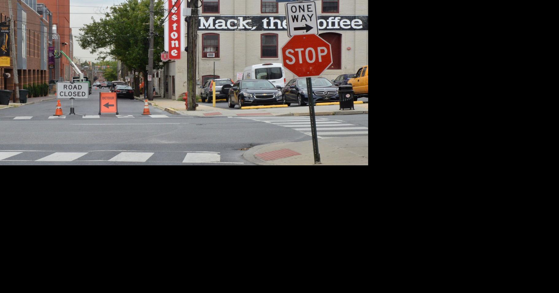 Dueling signs