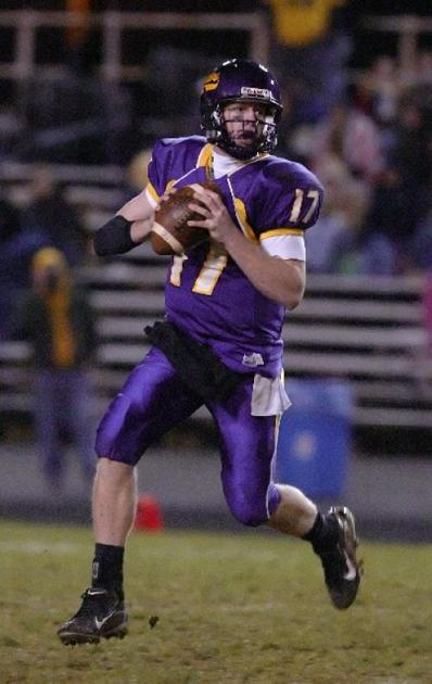 Smith Tabbed Mr Football By Pa Football News Sports