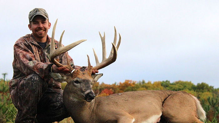 Woman bags marriage proposal shortly after killing big buck on hunting trip