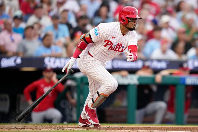 Phillies Trade for NL Batting Leader Luis Arraez, He Delivers