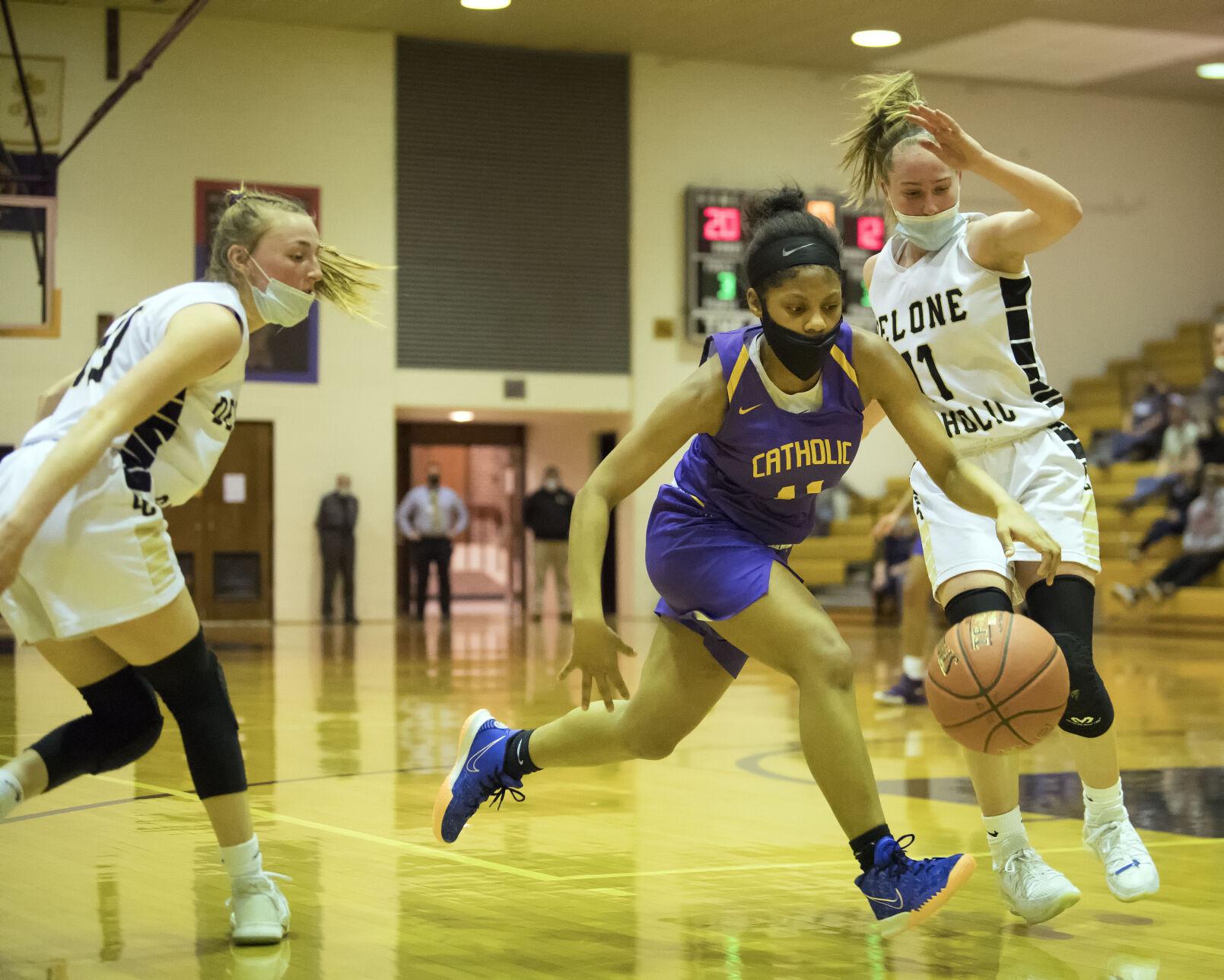 Delone Catholic drops Lancaster Catholic in District 3 Class 4A girls Delone Catholic drops Lancaster Catholic in District 3 Class 4A girls
