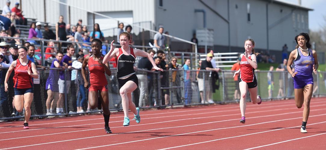 Track and Field LS's Mellinger, CV's Livingston break 2 records each