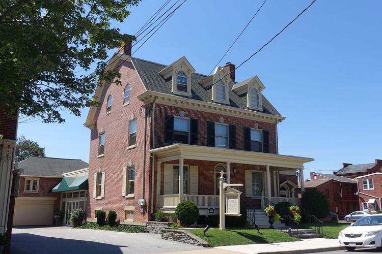 The once-and-done buildings of architect C. Emlen Urban
