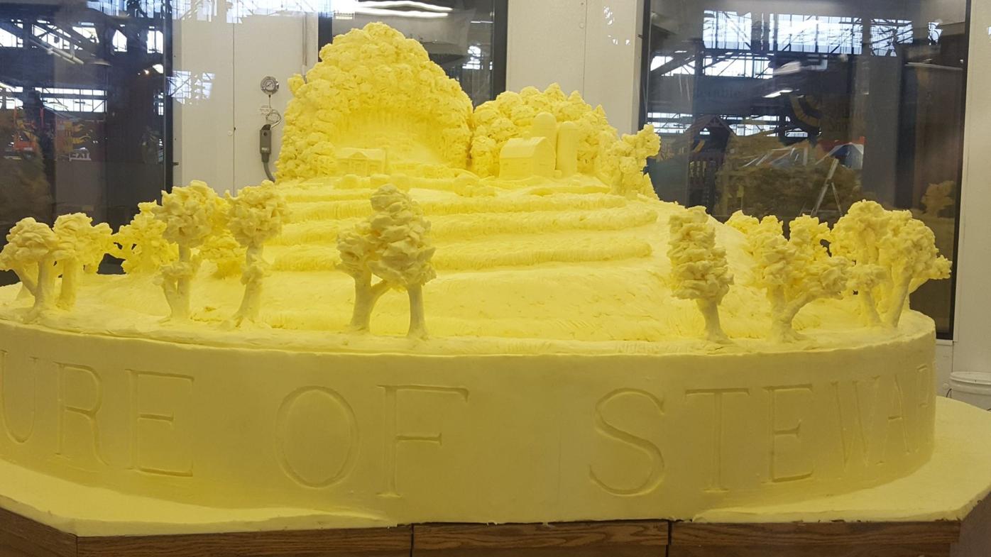 Butter sculpture unveiled at PA Farm Show