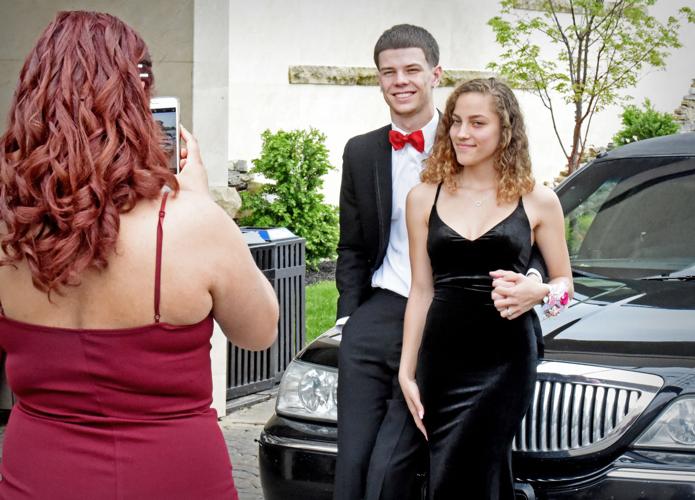 Conestoga Valley students dress to impress for prom [photos] Local