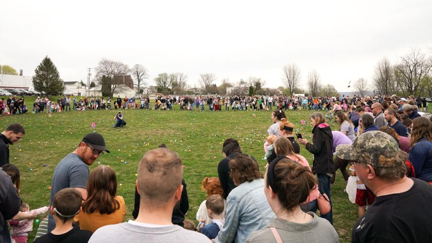 Terre Hill hosts Easter egg hunt [photos] Entertainment