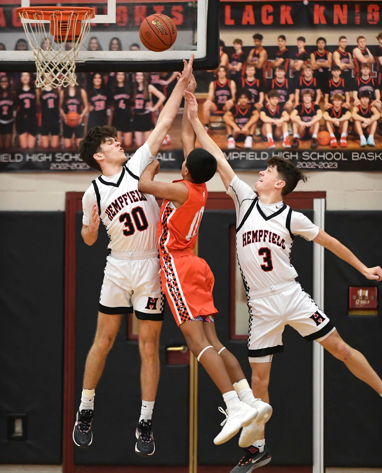 Hempfield Vs. Central York - District 3 Class 6A Boys Basketball ...