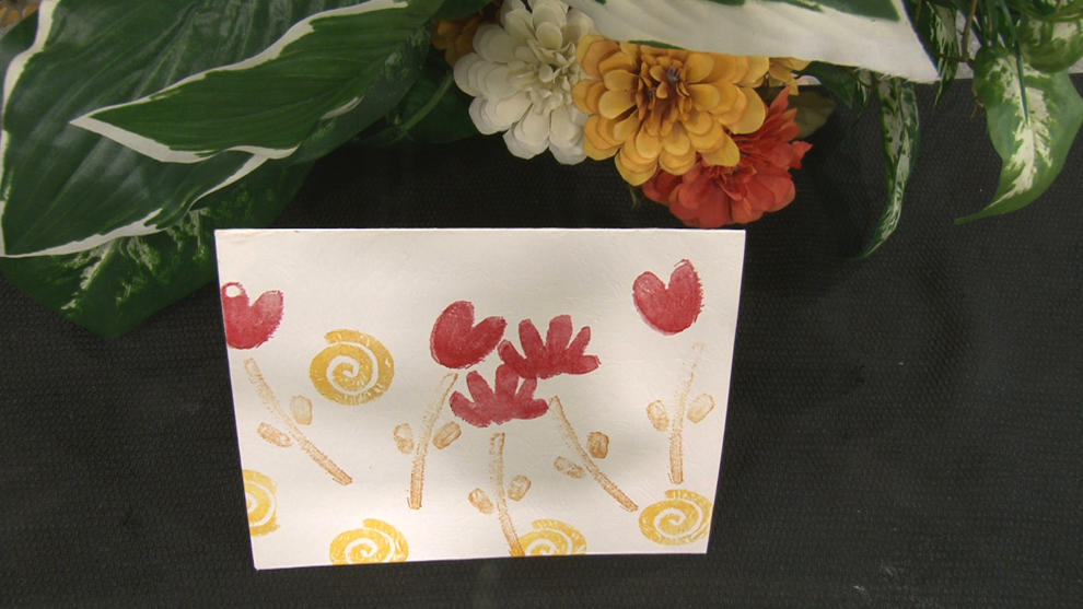 Always Crafting Make a DIY scratch and sniff card Home & Garden