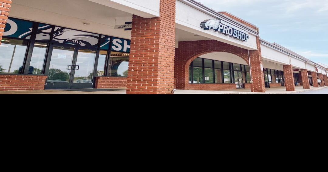 Philadelphia Eagles team store moves, expands in Shops at Rockvale