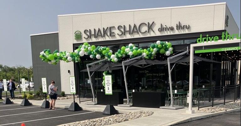Shake Shack Loopnet WATCH LIVE: Shake Shack opens 1st location in Lancaster County [video ...