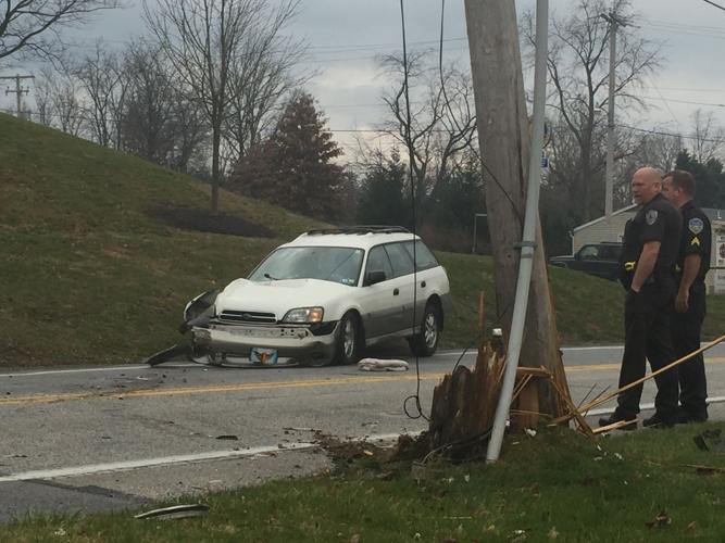 Man taken to hospital after striking utility pole in Elizabethtown