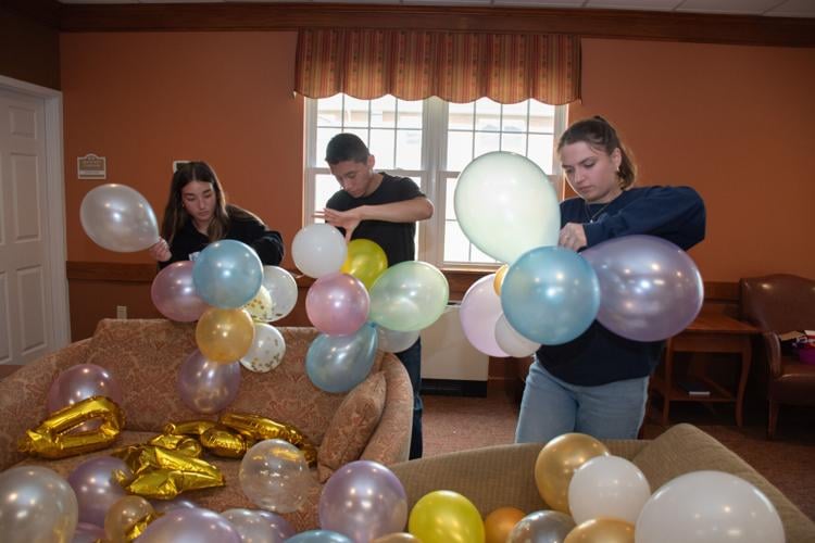Pleasant View Communities Senior Prom [photos] | | lancasteronline.com