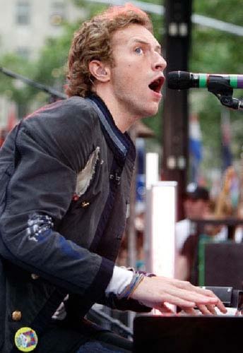 Coldplay warms up Hershey crowd | Entertainment | lancasteronline.com