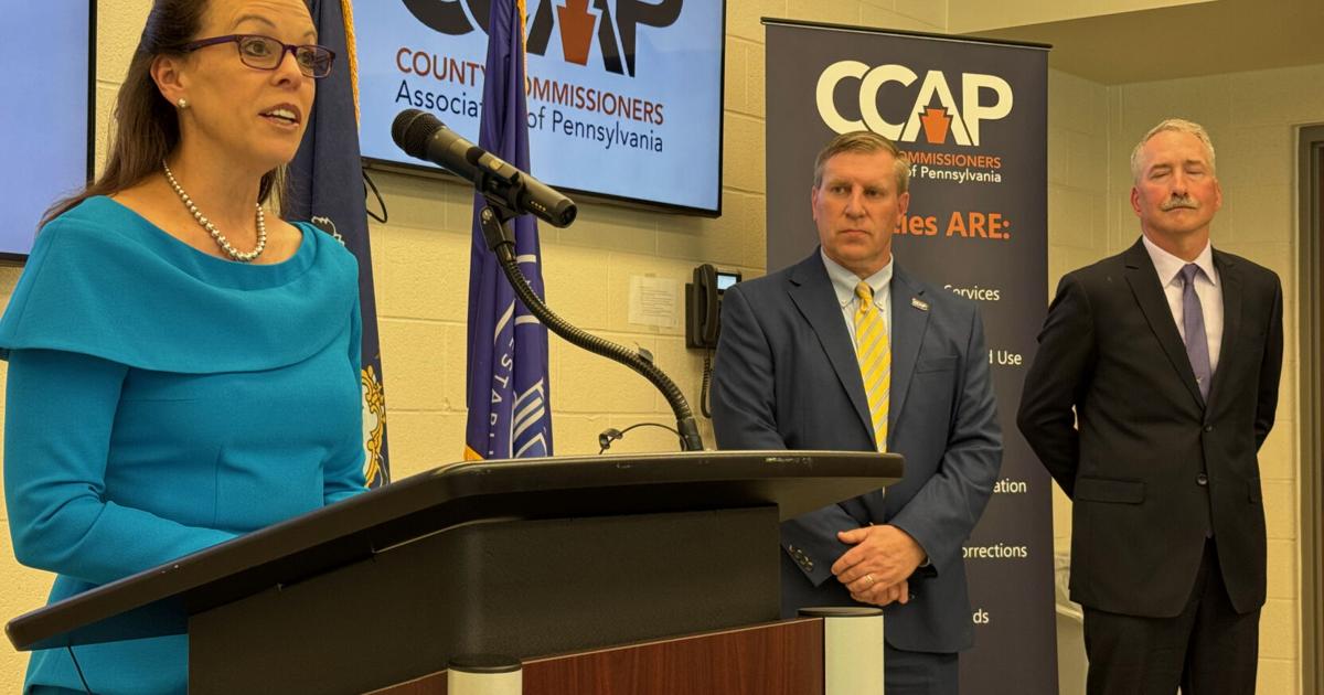 County commissioners call on lawmakers to up funding for 911 dispatch systems