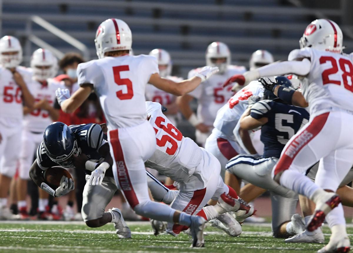 MTfootball003.jpg